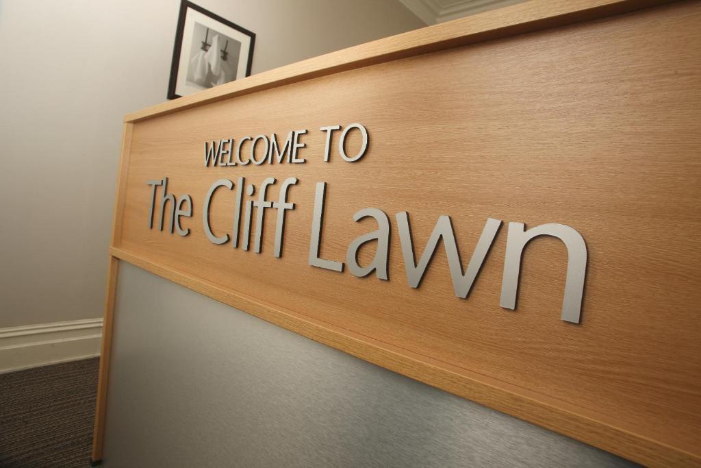 Cliff Lawn Hotel Leeds  Exterior foto